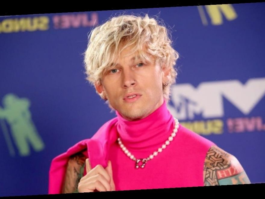 Machine Gun Kelly rocked hot pink from head to toe at the VMAs ...