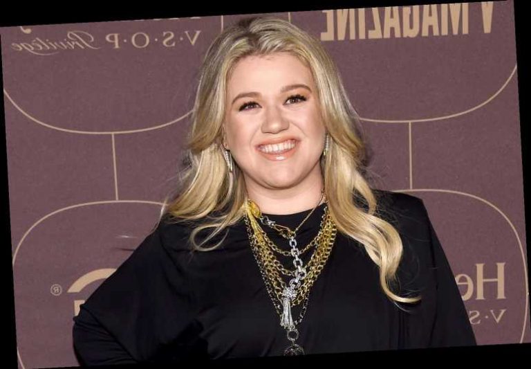 Watch Kelly Clarkson Absolutely Slay Aerosmith's 'Dream On' During ...